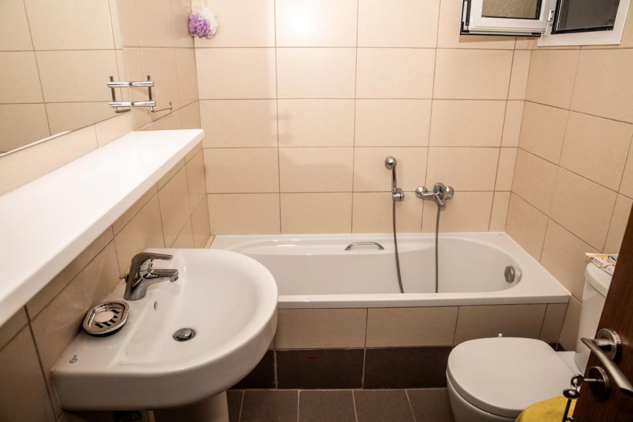 5 Sterne Apollo City Apartment Lávrion Екстериор снимка